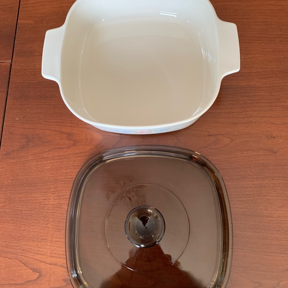 Corningware beige Symphony 2 lt casserole dish & Pyrex Fireside Tint Glass lid - Picture 3 of 7